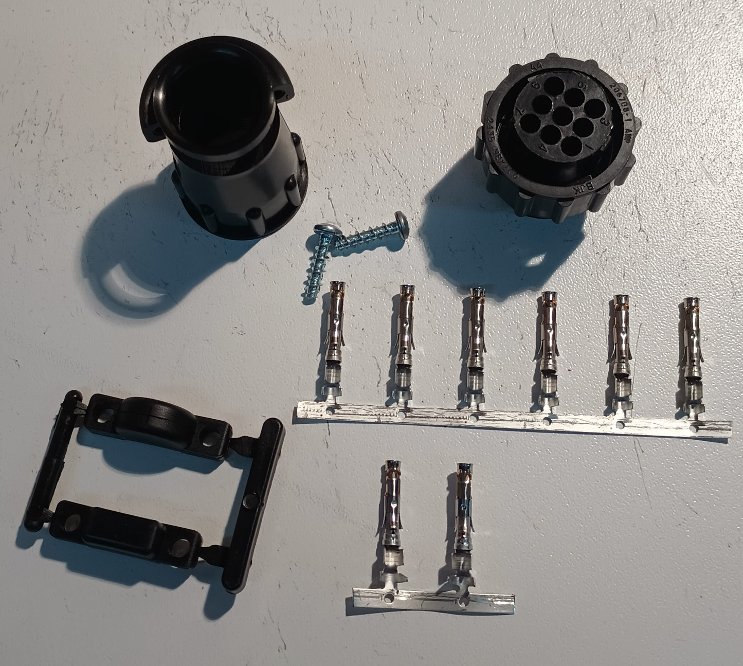8 Pin New Style Plug / Connector Kit 870597 For New Style MFJ, Hy-Gain Ham-IV, T2X Tailtwister